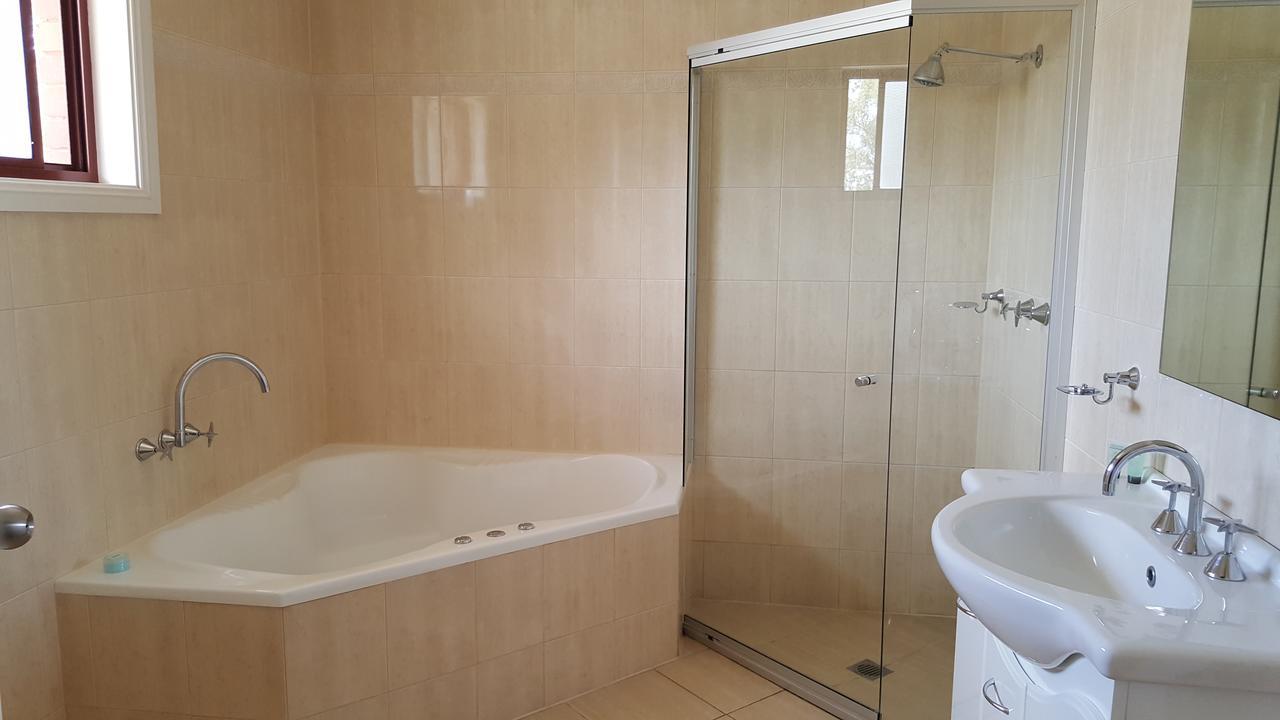 Gateway Motor Inn - Self Check-In Broken Hill Exterior foto